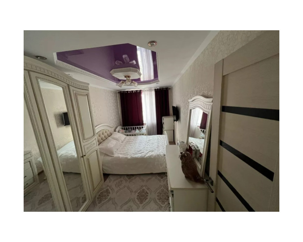  Квартира, 3комн, с отделкой, 104 серия, 3этаж, 4этажность, 58м<sup>2</sup>, 80000$