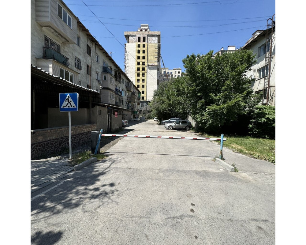  Квартира, 2комн, с отделкой, Хрущёвка, 2этаж, 4этажность, 45м<sup>2</sup>, 58000$